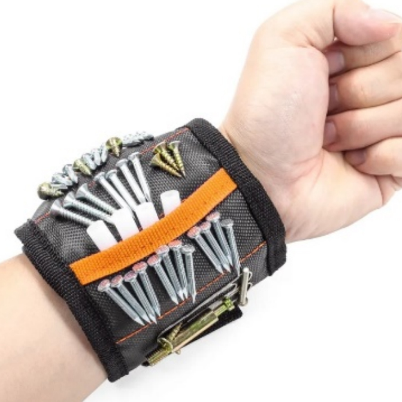 Magnetic wristband